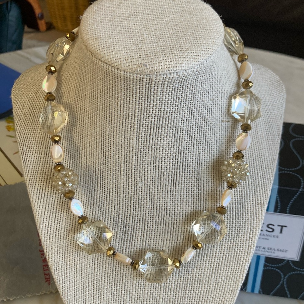 Beautiful  vintage Donna Dressler crystal/ mother pearl sterling  necklace